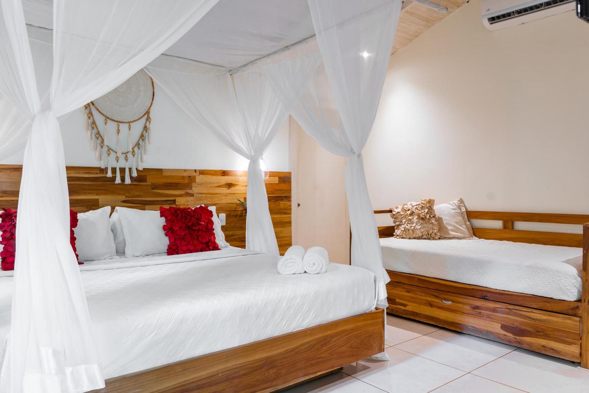 Banana Beach Bungalows Playa Santa Teresa  Kültér fotó